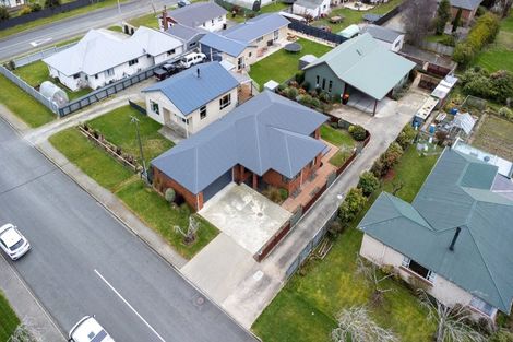 Photo of property in 6 Queen Street, Winton, 9720
