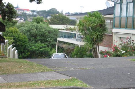 Photo of property in 1/4 Sartors Avenue, Northcross, Auckland, 0630