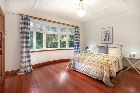 Photo of property in 92 Townsend Road, Miramar, Wellington, 6022