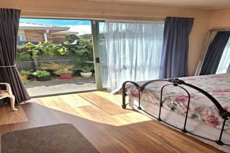 Photo of property in 3 Kimshee Way, Tuakau, 2121