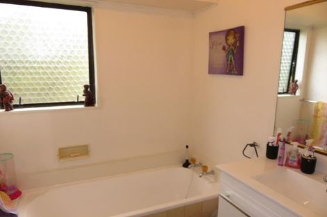 Photo of property in 36 Dominica Crescent, Grenada Village, Wellington, 6037