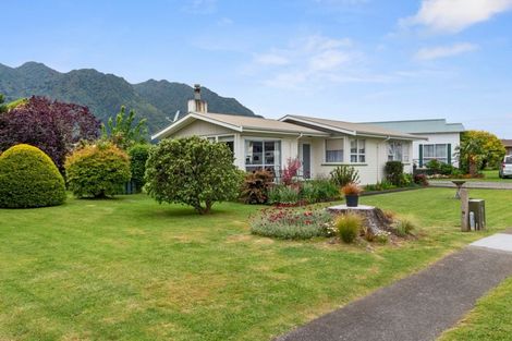 Photo of property in 19 Churchill Avenue, Te Aroha, 3320