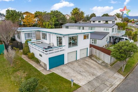 Photo of property in 49 Cypress Drive, Maungaraki, Lower Hutt, 5010