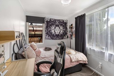 Photo of property in 6 Hobbs Place, Westbrook, Palmerston North, 4412