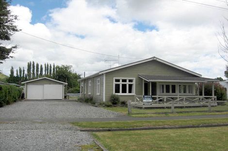 Photo of property in 36 Queen Street, Raetihi, 4632