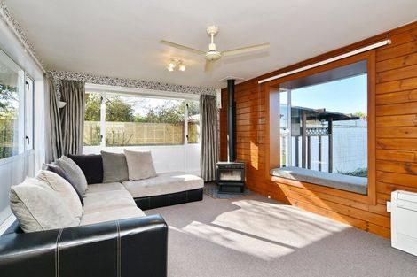 Photo of property in 32 Ashwood Street, Parklands, Christchurch, 8083