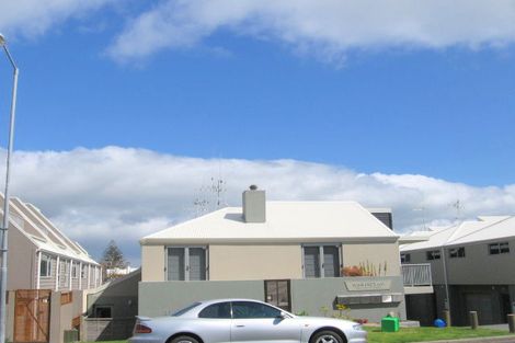 Photo of property in 48 May Street, Mount Maunganui, 3116