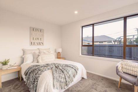 Photo of property in 185 Bowhill Road, New Brighton, Christchurch, 8083