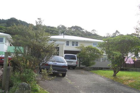 Photo of property in 76 Chester Road, Tawa, Wellington, 5028