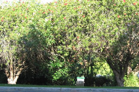 Photo of property in 2/75 Hebron Road, Waiake, Auckland, 0630