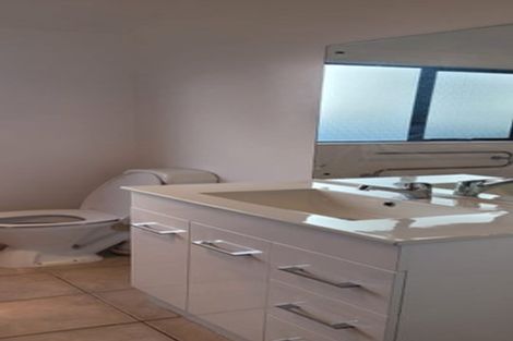 Photo of property in 5/26 Pannill Place, Oteha, Auckland, 0632