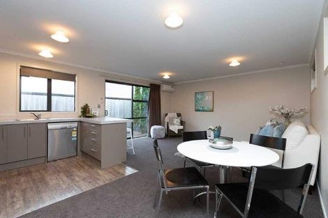 Photo of property in 1/108 Old Farm Road, Hamilton East, Hamilton, 3216