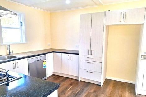 Photo of property in 29 Compton Crescent, Taita, Lower Hutt, 5011