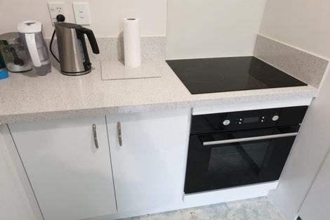 Photo of property in 8/3 Erewhon Place, Birkdale, Auckland, 0626