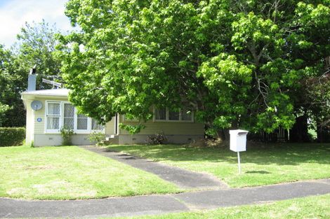 Photo of property in 1 Koru Street, Mangere Bridge, Auckland, 2022
