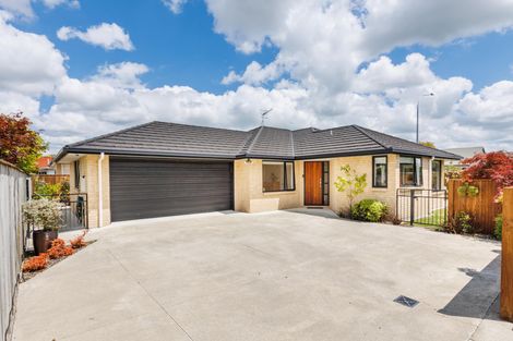Photo of property in 28 Heretaunga Street, Palmerston North, 4414