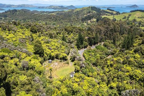 Photo of property in 1092 Driving Creek Road, Coromandel, 3583