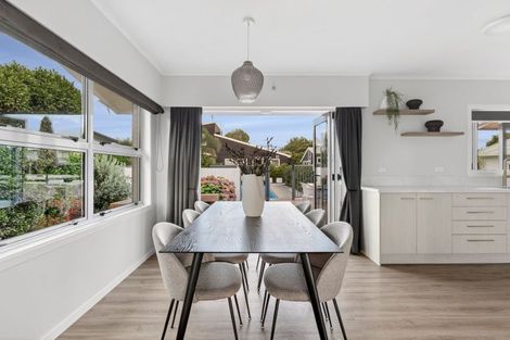 Photo of property in 47 Weld Street, Cambridge, 3434