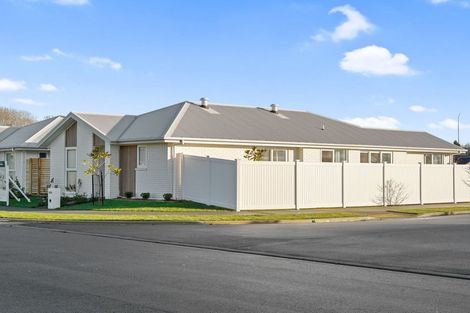 Photo of property in 7 Eminence Drive, Northwood, Christchurch, 8051