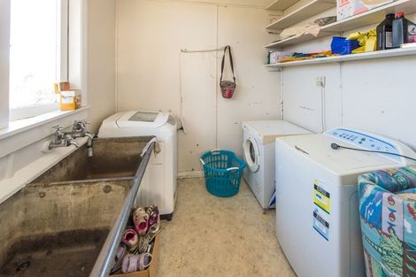 Photo of property in 42 High Street, Marton, 4710