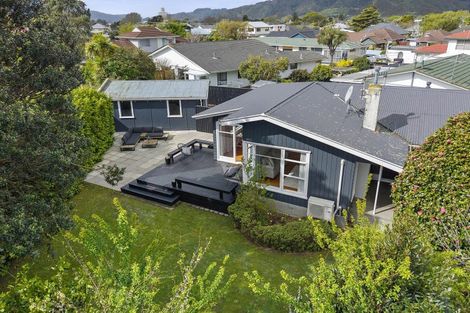 Photo of property in 74 Garden Road, Avalon, Lower Hutt, 5011