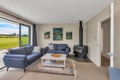 Photo of property in 72 Davis Road, Cust, Rangiora, 7471