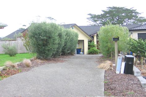 Photo of property in 82 Te Wharau Drive, Greenhithe, Auckland, 0632
