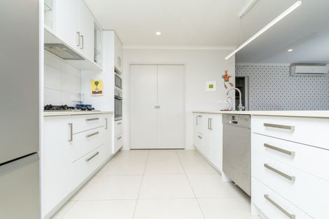 Photo of property in 10 Mahana Place, Raglan, 3225