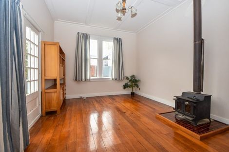 Photo of property in 143 High Street North, Carterton, 5713