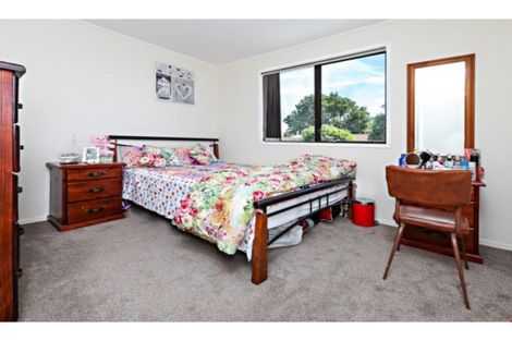 Photo of property in 3/43 Taitimu Drive, Weymouth, Auckland, 2103