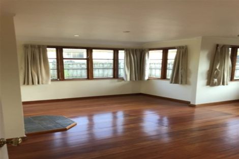 Photo of property in 11 Ramwall Place, Weymouth, Auckland, 2103