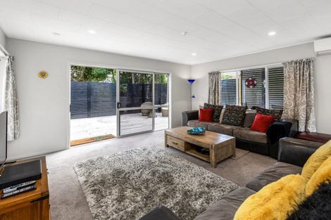 Photo of property in 17 Brandon Road, Manly, Whangaparaoa, 0930