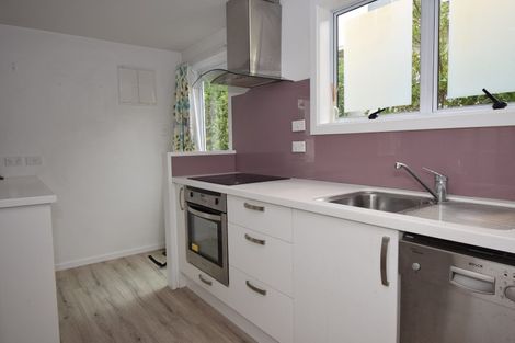 Photo of property in 2 Queen Street, Brighton, Dunedin, 9035