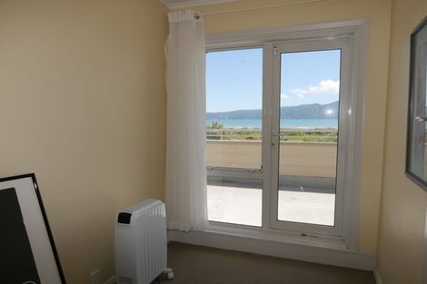 Photo of property in 77 Manly Street, Paraparaumu Beach, Paraparaumu, 5032