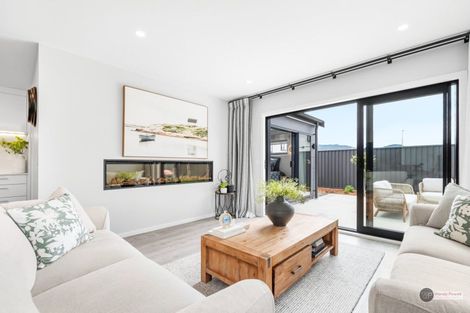 Photo of property in 24 Castletown Street, Wallaceville, Upper Hutt, 5018