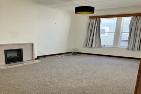 Photo of property in 7 Herald Terrace, Berhampore, Wellington, 6023