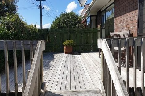 Photo of property in 1/123 Chivalry Road, Glenfield, Auckland, 0629
