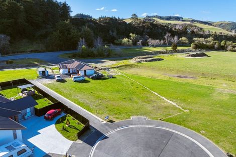 Photo of property in 33 Franks Place, Outram, 9019