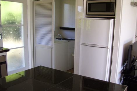 Photo of property in 2/10 Raewyn Place, Pakuranga, Auckland, 2010
