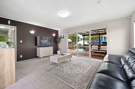 Photo of property in 47 Crawshaw Drive, Nawton, Hamilton, 3200