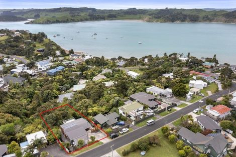 Photo of property in 8 Bay View Road, Raglan, 3225