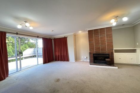 Photo of property in 22 Pine Terrace, Howick, Auckland, 2014