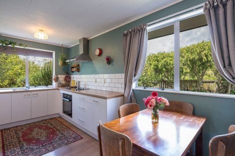 Photo of property in 2 Franklyn Close, Wakefield, 7025