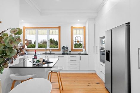 Photo of property in 21 Dinsdale Road, Dinsdale, Hamilton, 3204