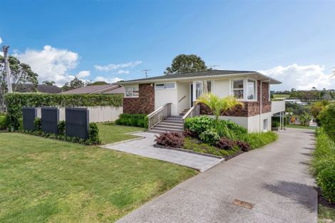 Photo of property in 1/8 Folkestone Street, Murrays Bay, Auckland, 0630