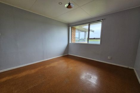 Photo of property in 63 Titoki Street, Castlecliff, Whanganui, 4501