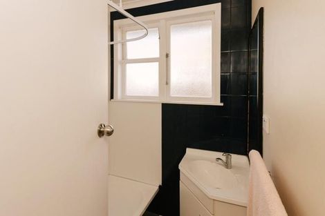 Photo of property in 3 Newbury Street, Awapuni, Palmerston North, 4412