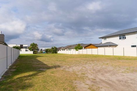 Photo of property in 10 Oceania Sands Way, Papamoa Beach, Papamoa, 3118