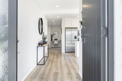 Photo of property in 106 Parkview Drive, Gulf Harbour, Whangaparaoa, 0930