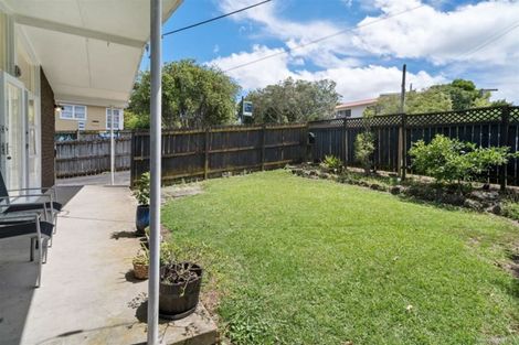 Photo of property in 1/40 Edgeworth Road, Glenfield, Auckland, 0629